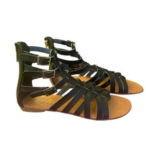 Rock & Candy Love Bug Black Gladiator Sandals NWOT 8
